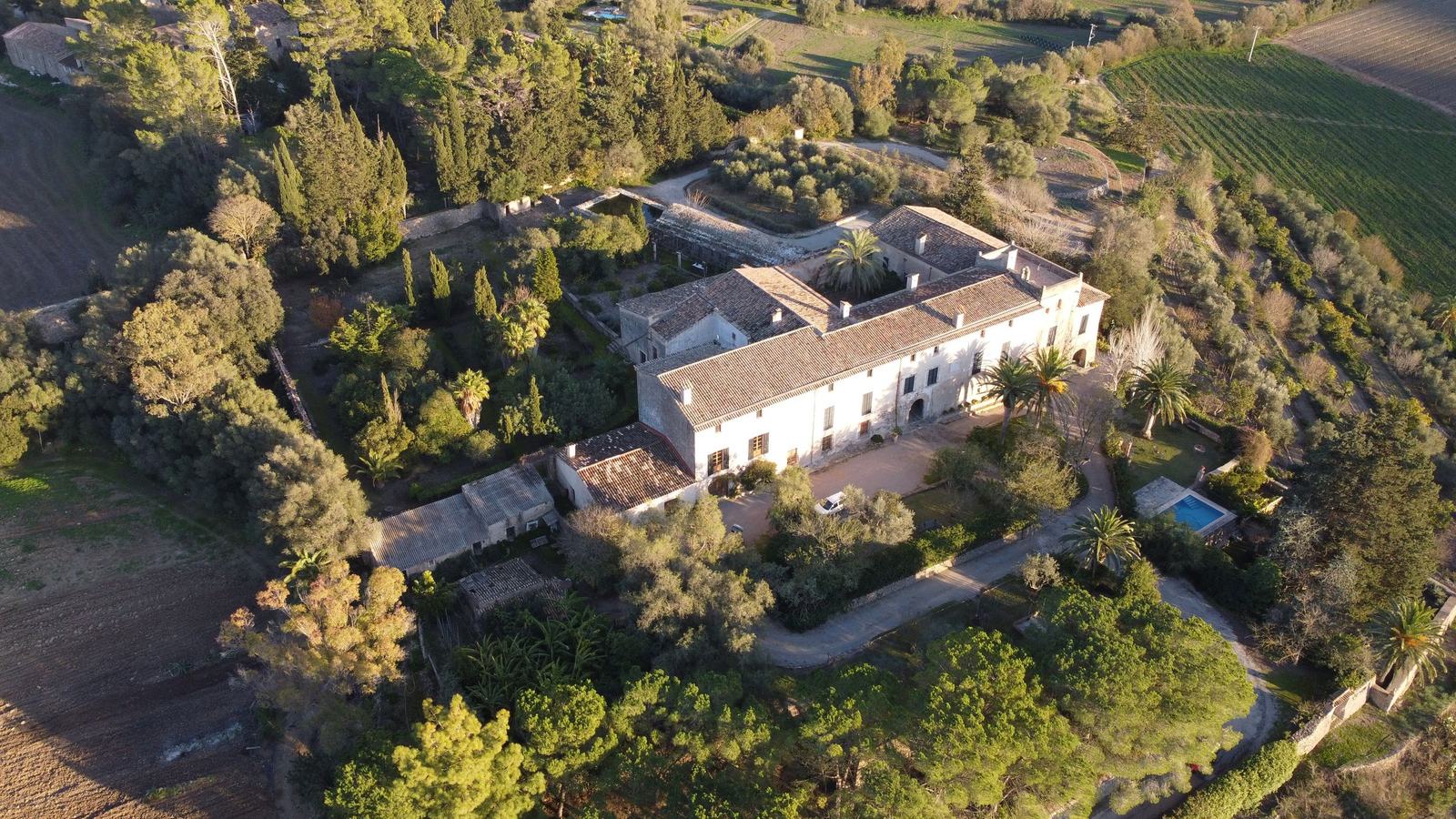 Private fincas & villas